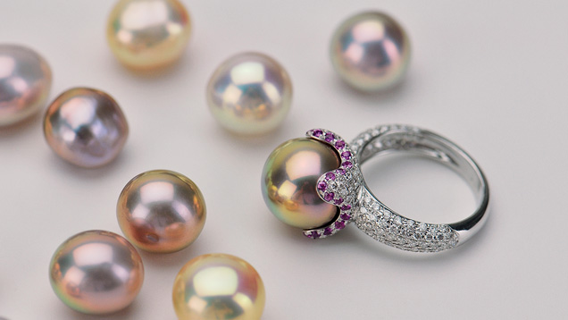 colored pearl rings