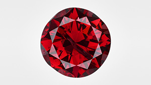 This 1.21 ct diamond exhibits a natural red color.