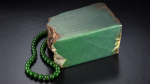 Nephrite Strand