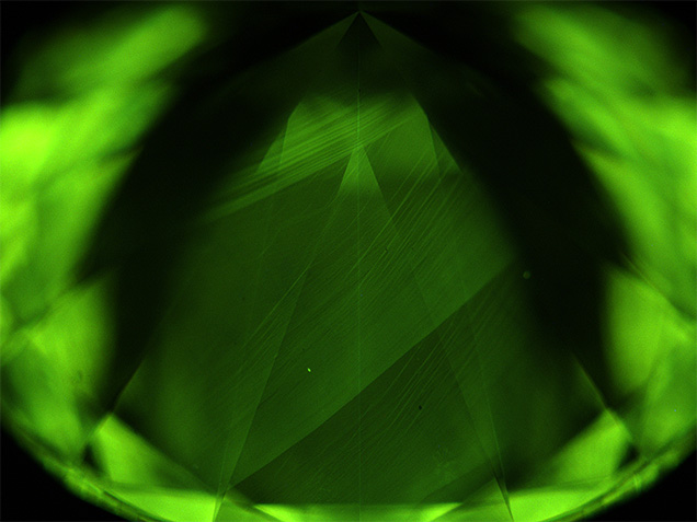 DiamondView image showing green fluorescence and growth striations in a CVD-grown diamond.