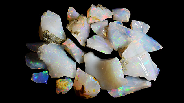 Figure 14. Rough Slovak Opal (0.52–5.54 ct). Photo by Peter Semrád; courtesy of Great Rent JSC.