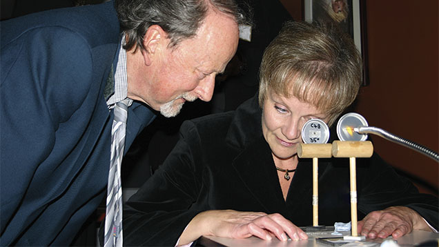 Alan Hodgkinson, shown teaching the use of the spectroscope in gem identification.